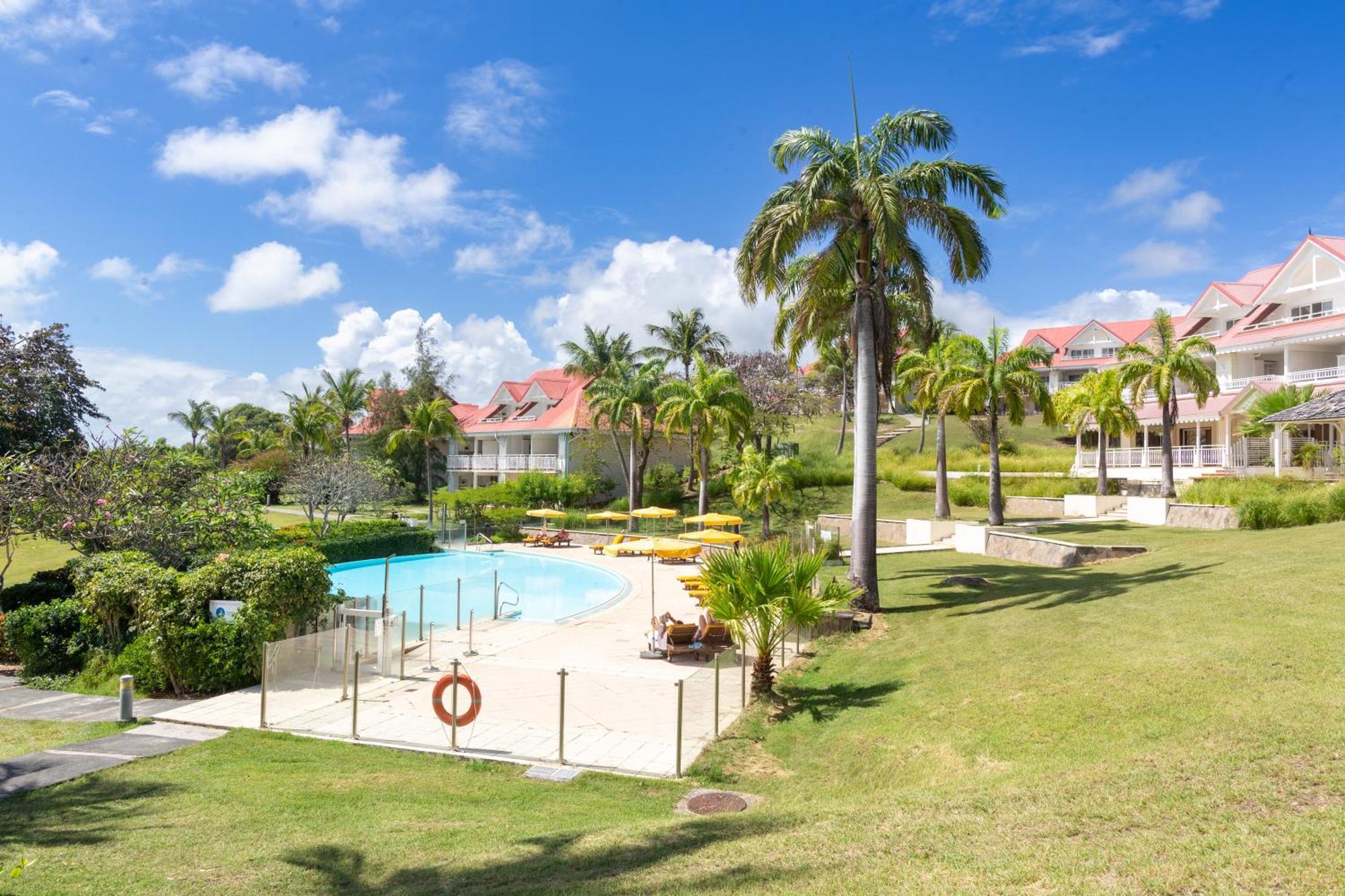 Residence Pierre & Vacances Premium Les Tamarins Сен-Ан Екстериор снимка